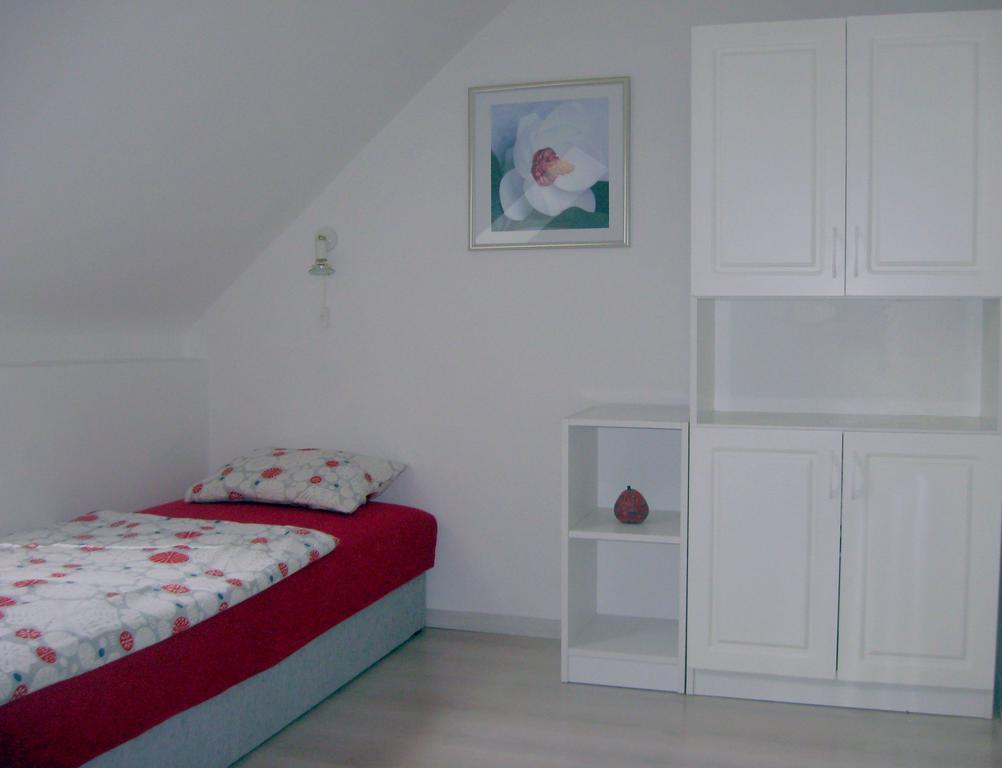 Flair Apartmanhaz เอ็กเกอร์ ภายนอก รูปภาพ